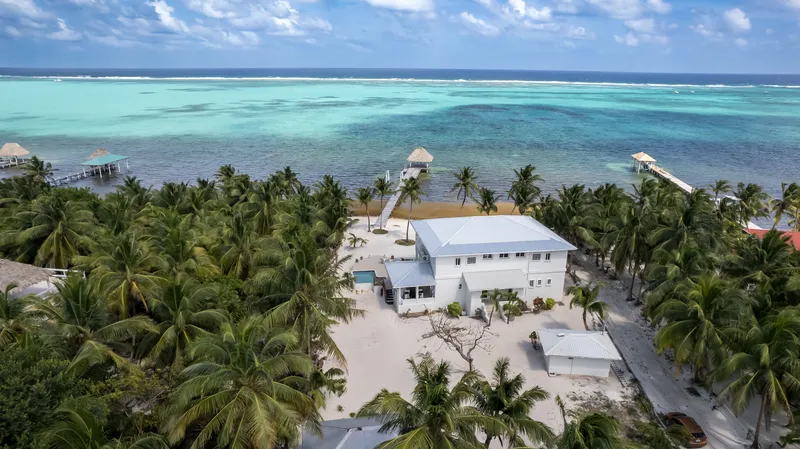 La Mansion Belize
