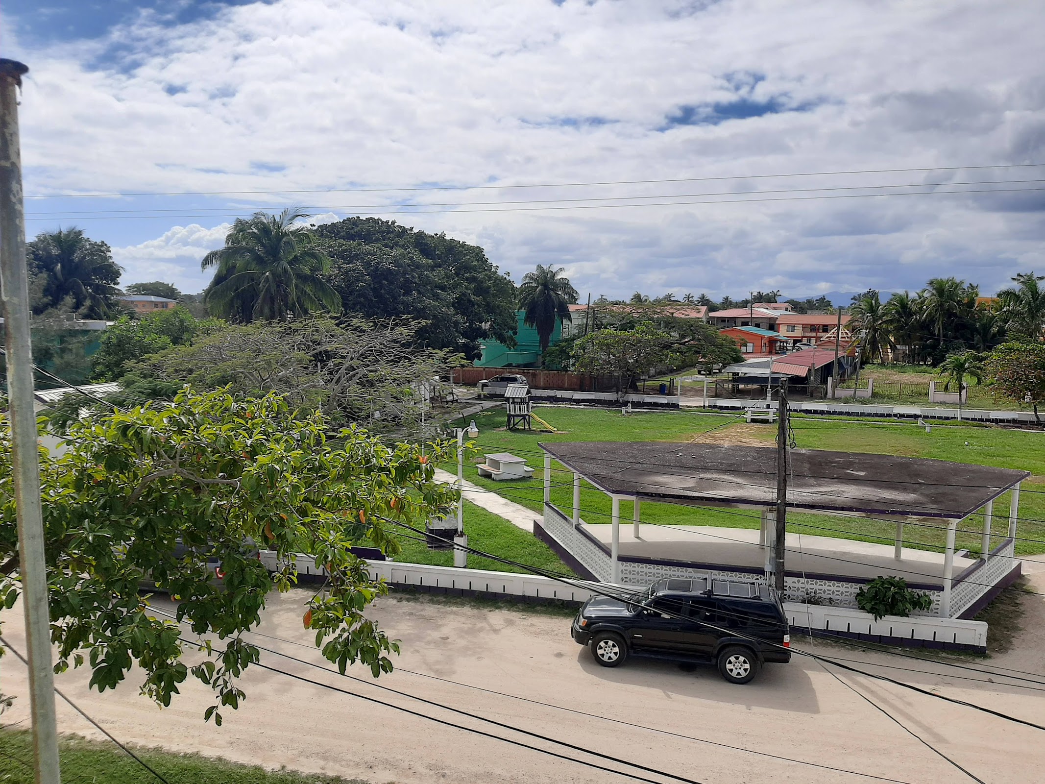 BTL Princess Royal Park Dangriga photo 2