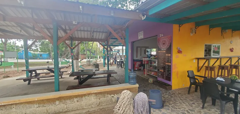 Doncela's Restaurant & Cafe