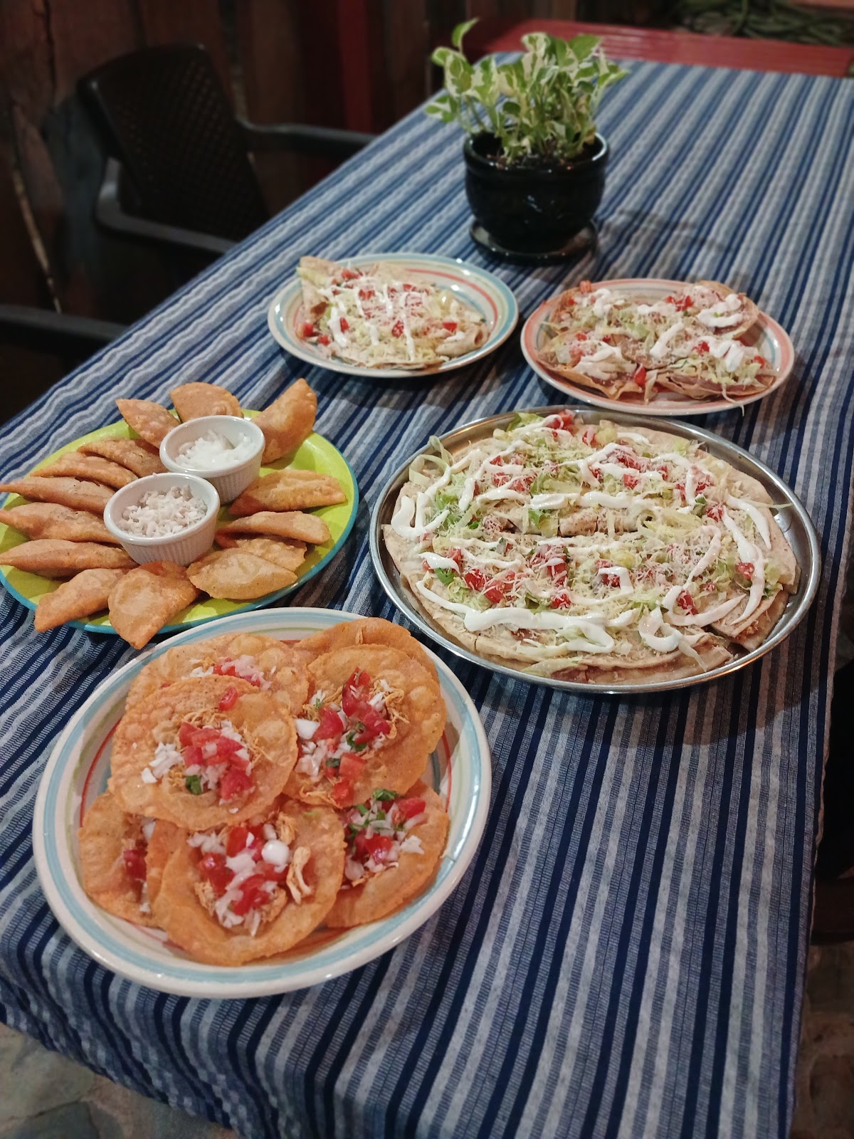 Doncela's Restaurant & Cafe photo 2