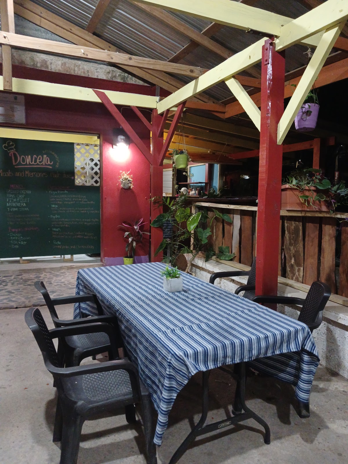 Doncela's Restaurant & Cafe photo 5