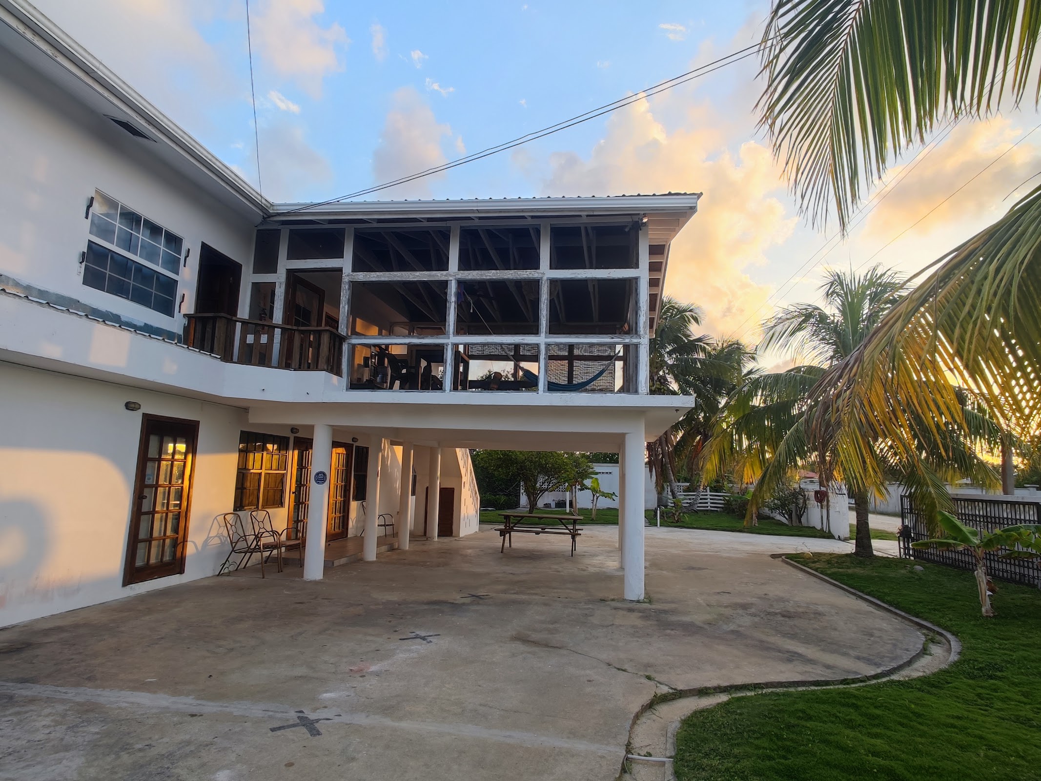 Bamboleo Inn Guest House photo 2
