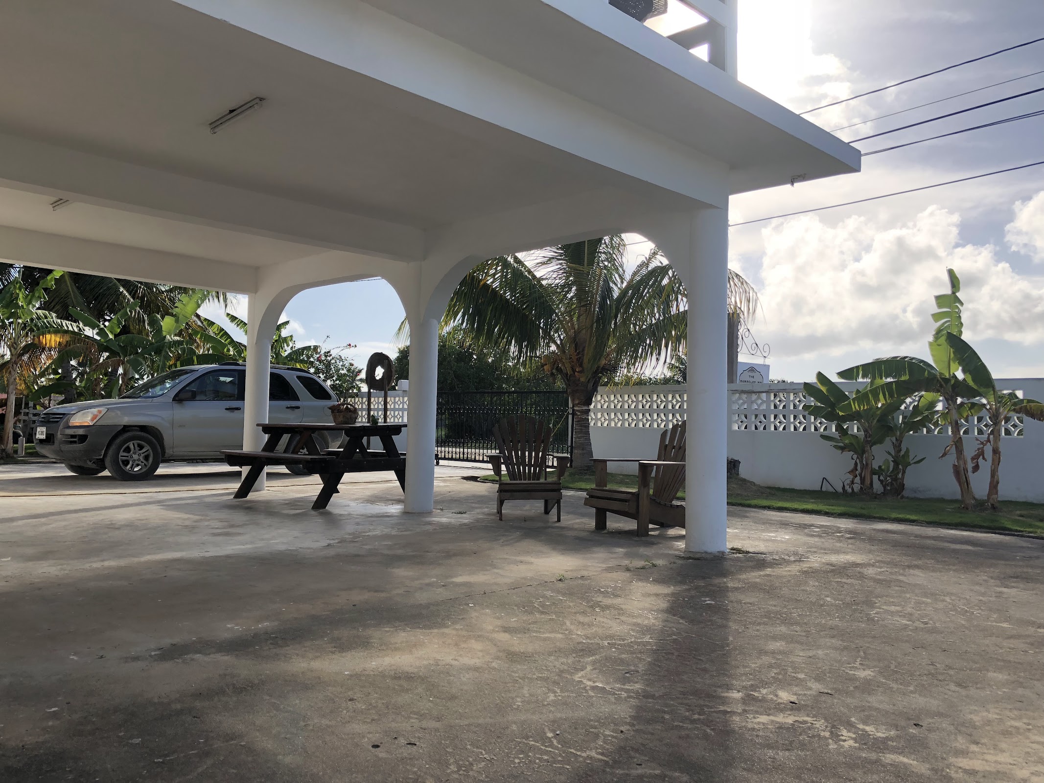 Bamboleo Inn Guest House photo 8