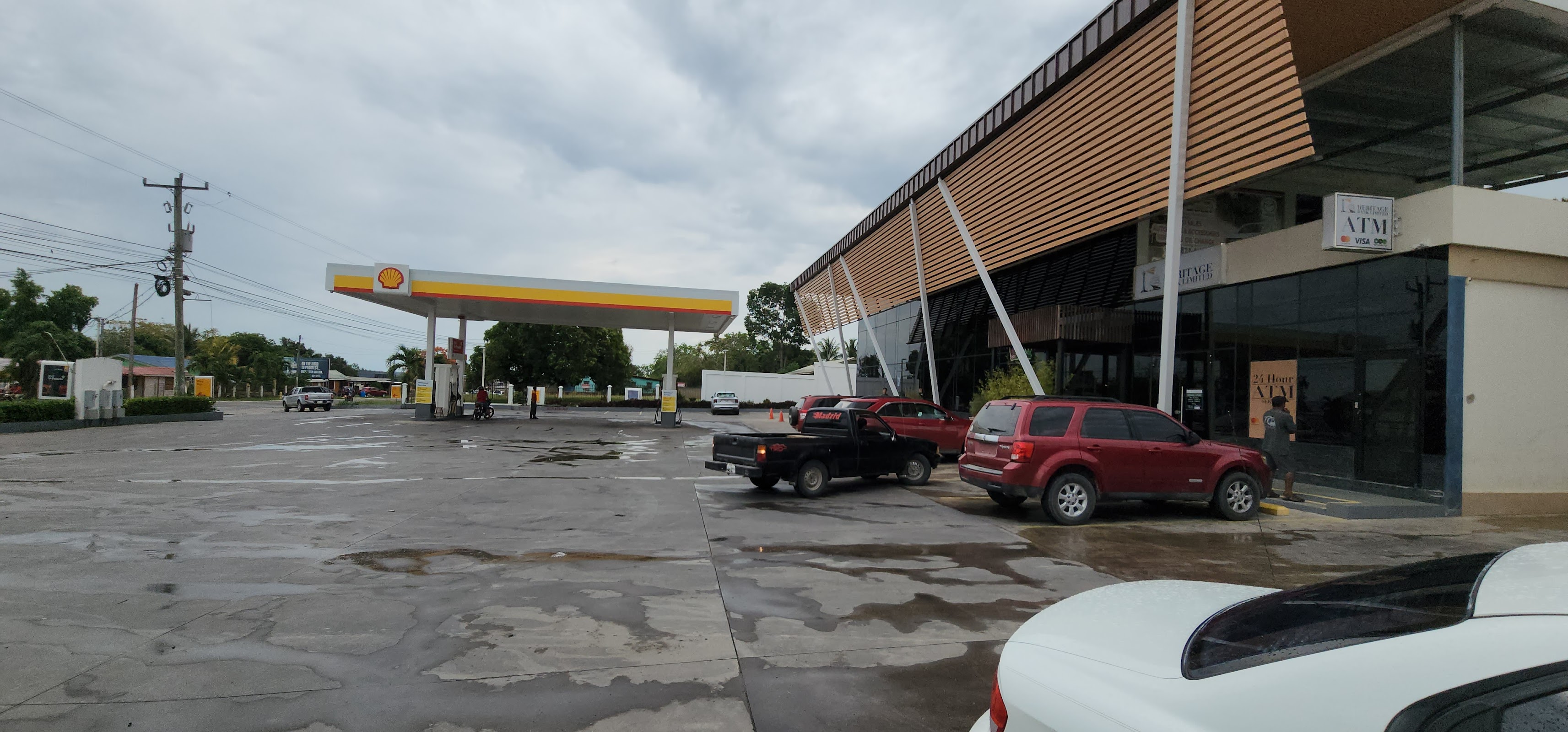 Shell Gas Station photo 2