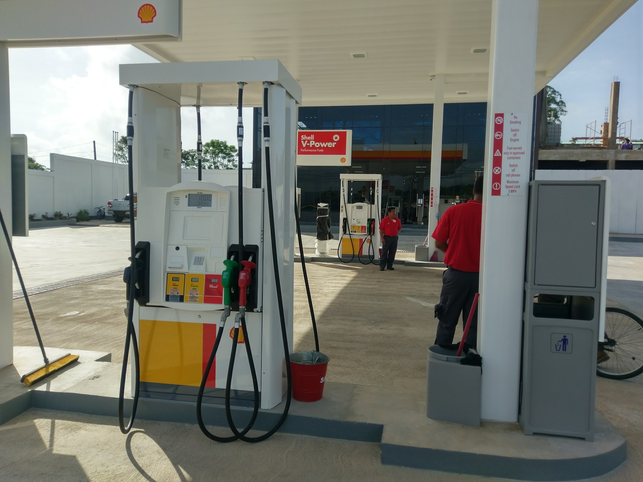 Shell Gas Station photo 8
