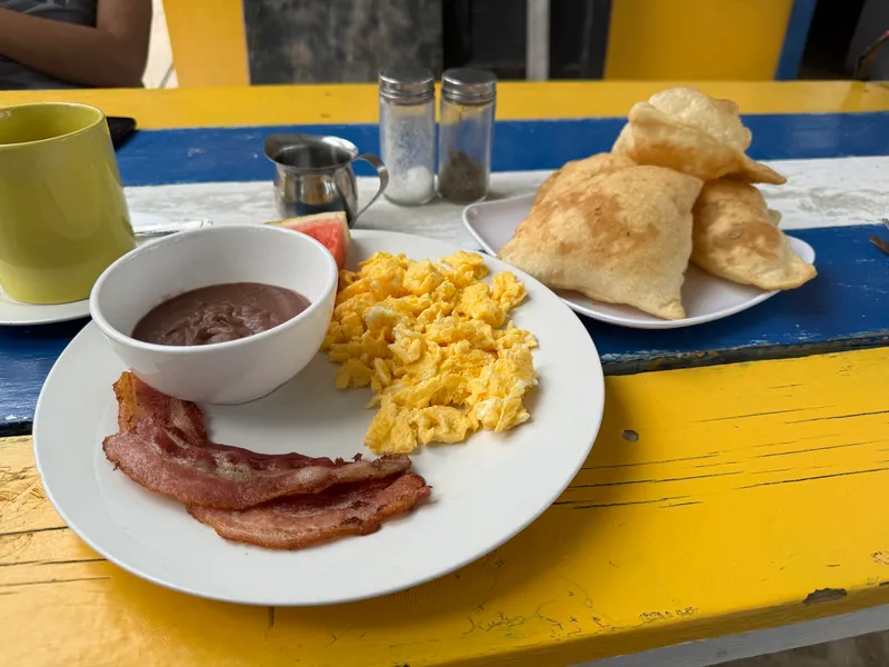 Caye Breeze Cafe photo 2