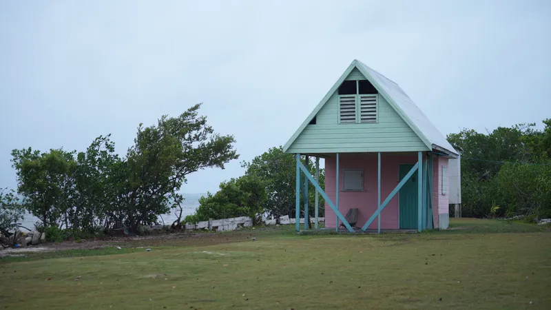 East wind tours