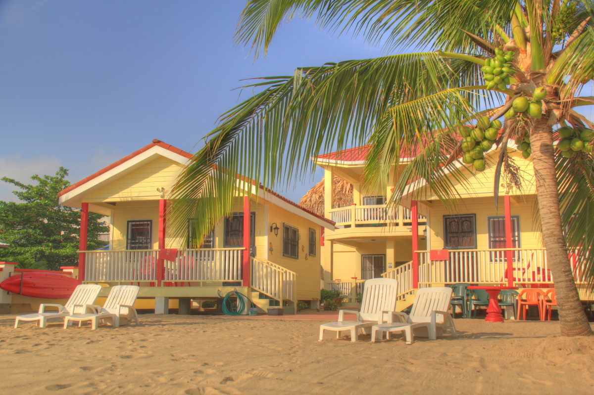 The White Horse Inn - Hopkins Village/Beach photo 5