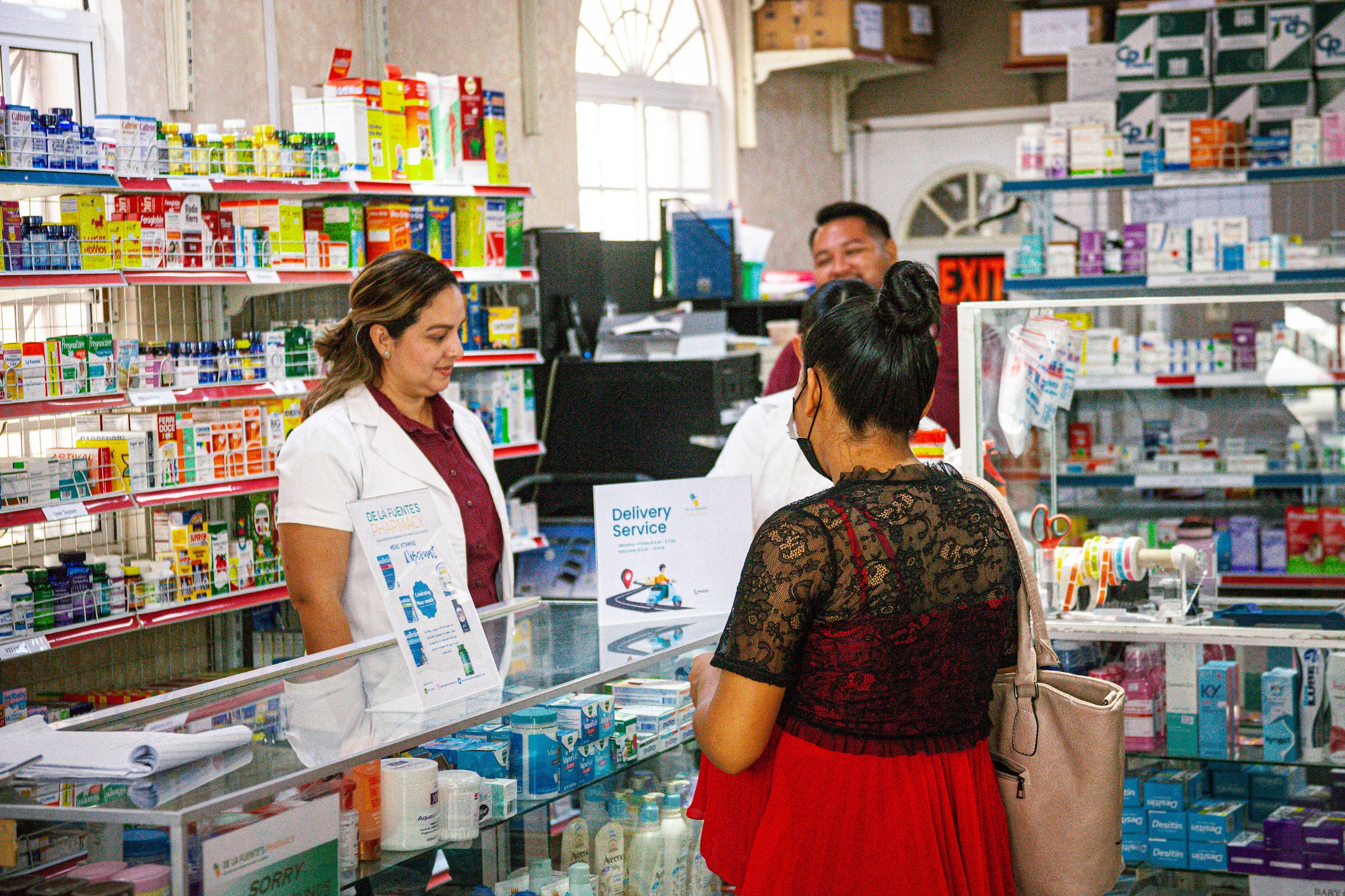 De La Fuente's Pharmacy photo 3