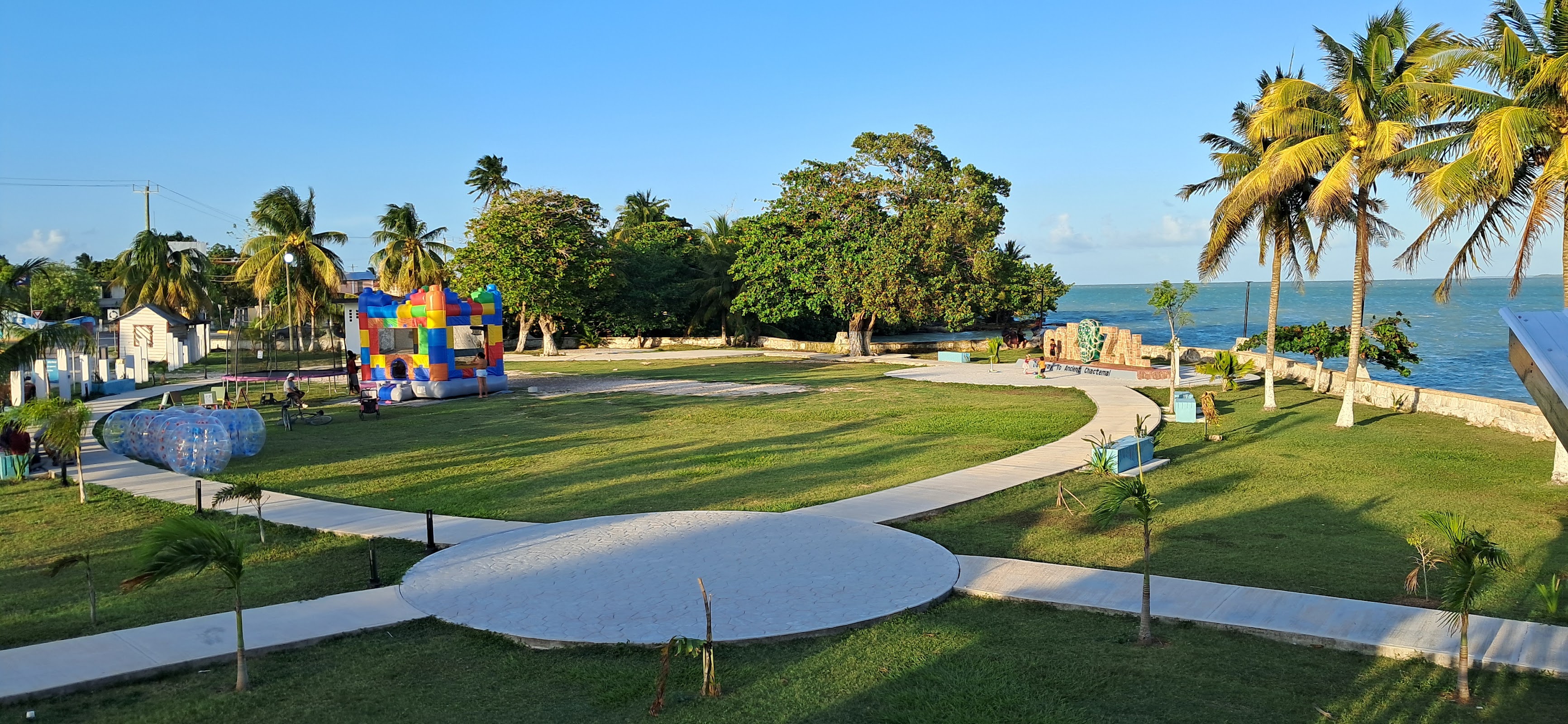 Chactemal Plaza photo 2