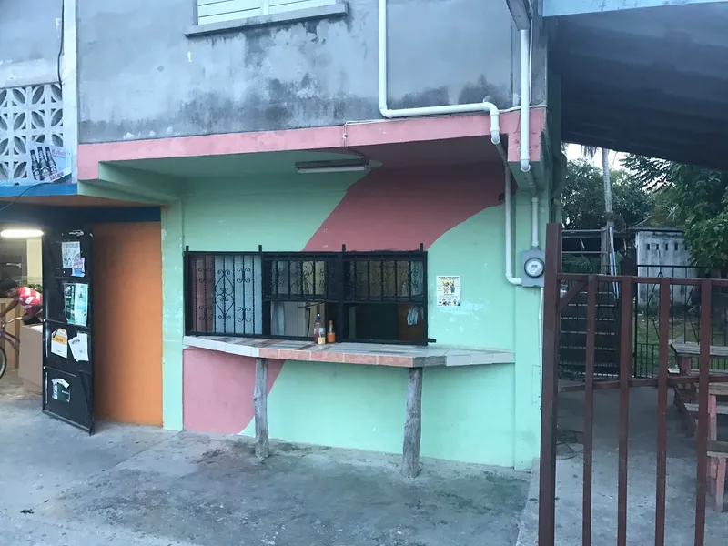 B's Kitchen