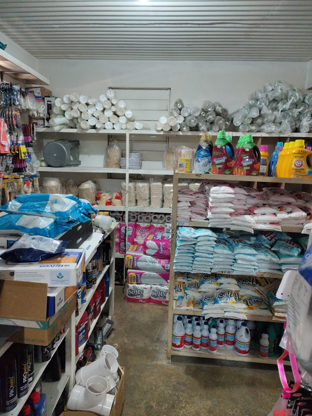 Benny's Store photo 8