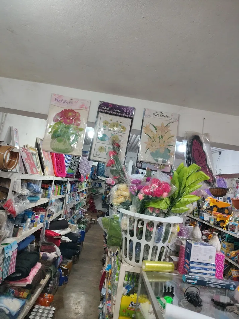 Benny's Store photo 5