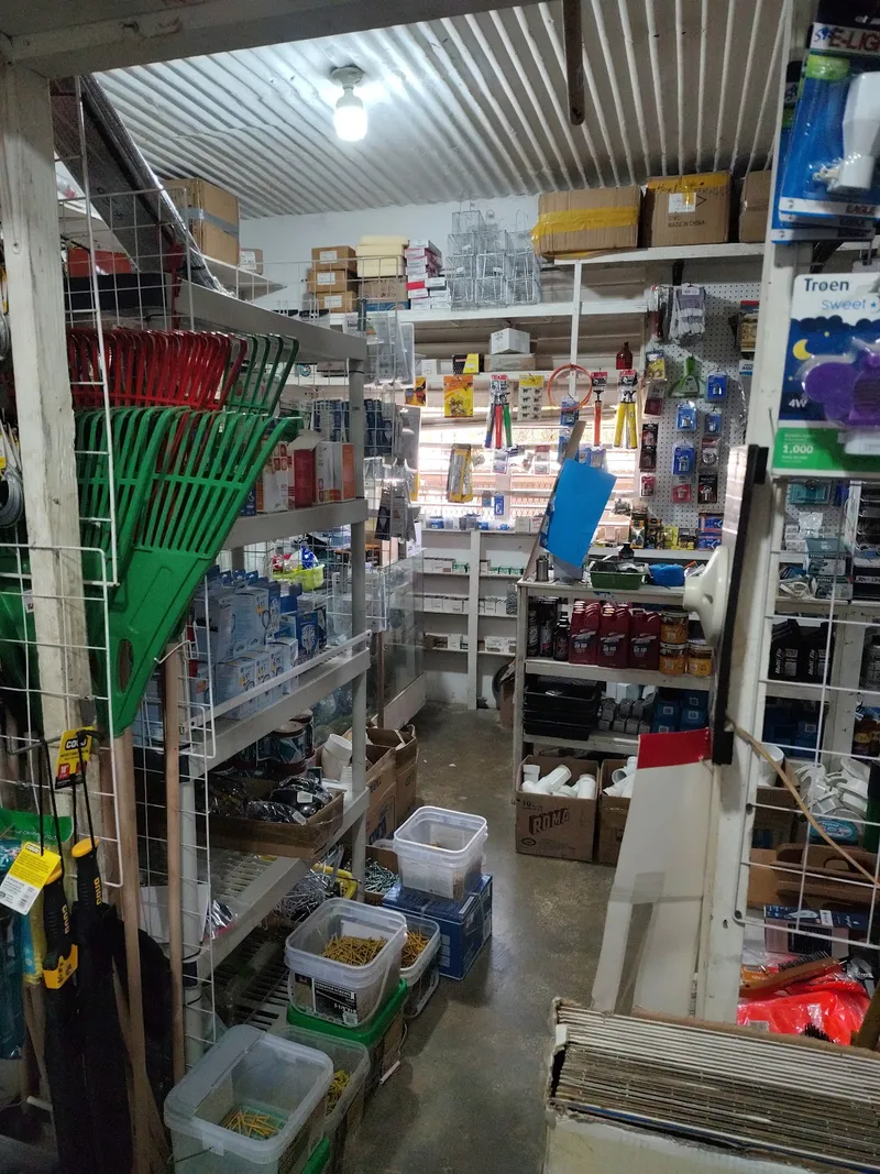 Benny's Store photo 2