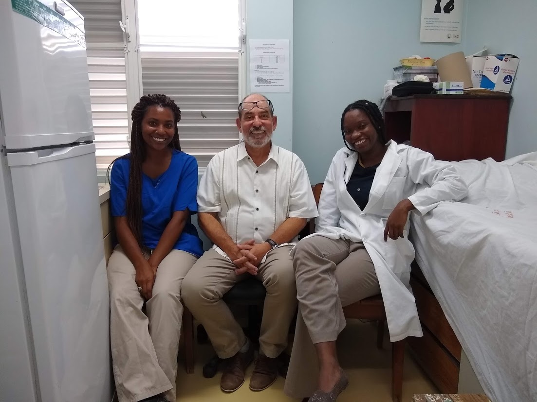 Dr. Rivas Clinic photo 3