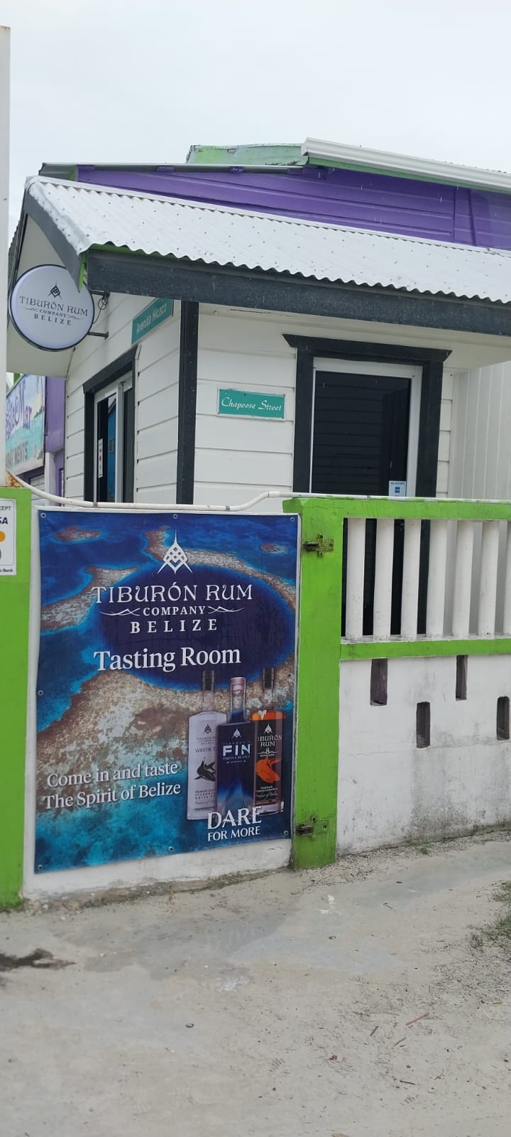 Tiburon Rum Caye Caulker Tasting Room photo 4