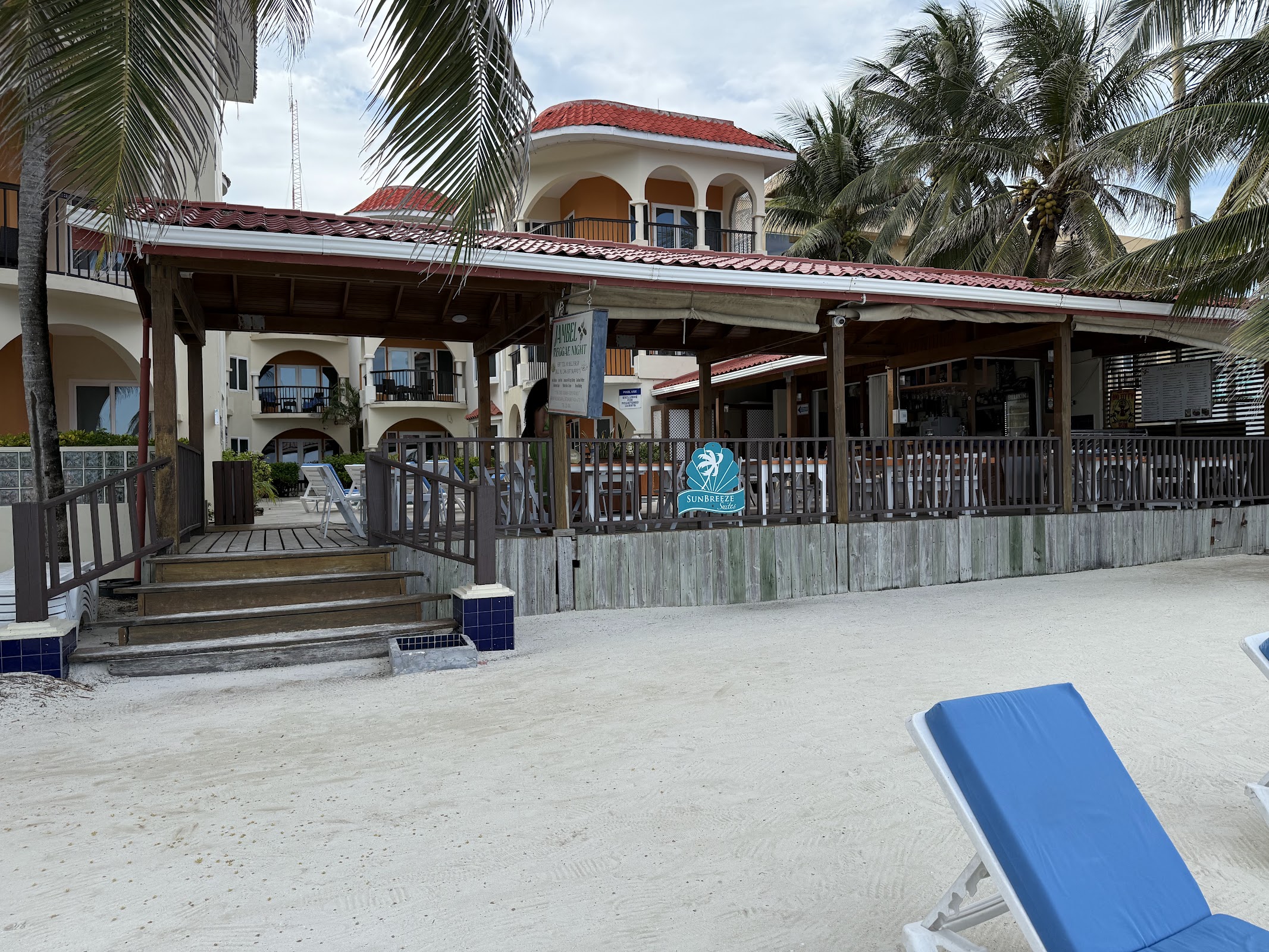 Jambel Jerk Pit photo 6