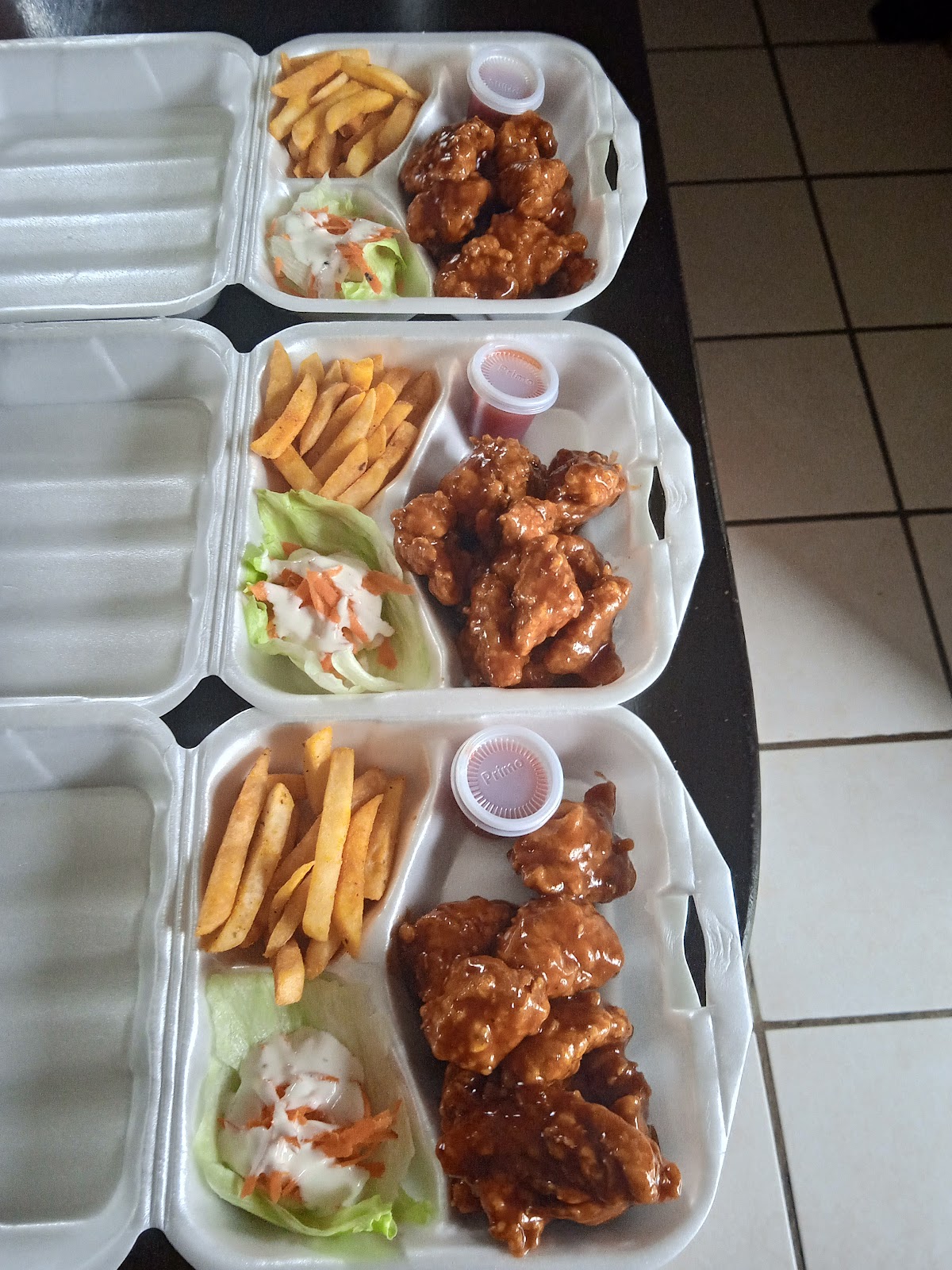 Dalla wings photo 7
