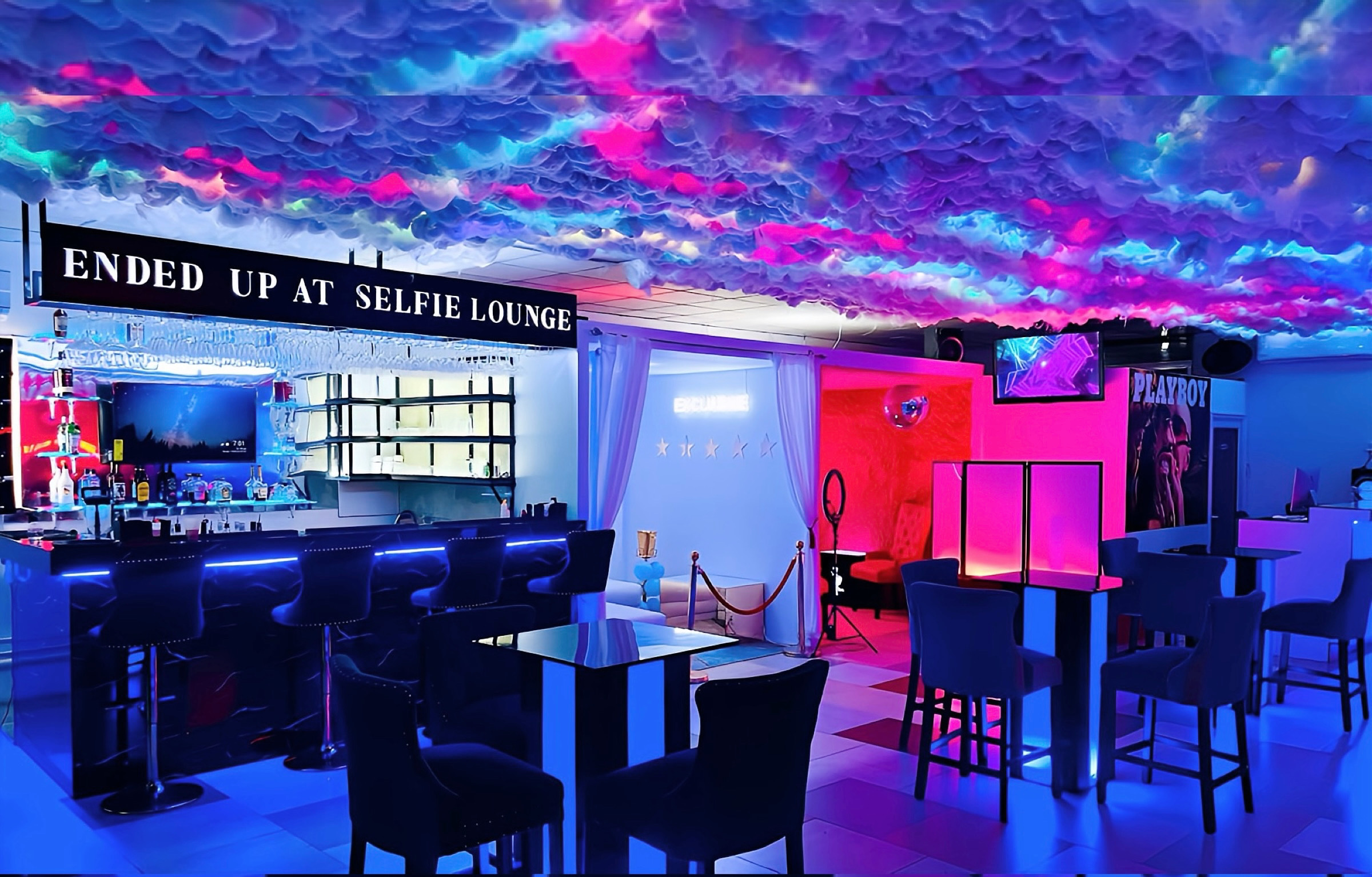 Selfie Lounge photo 2