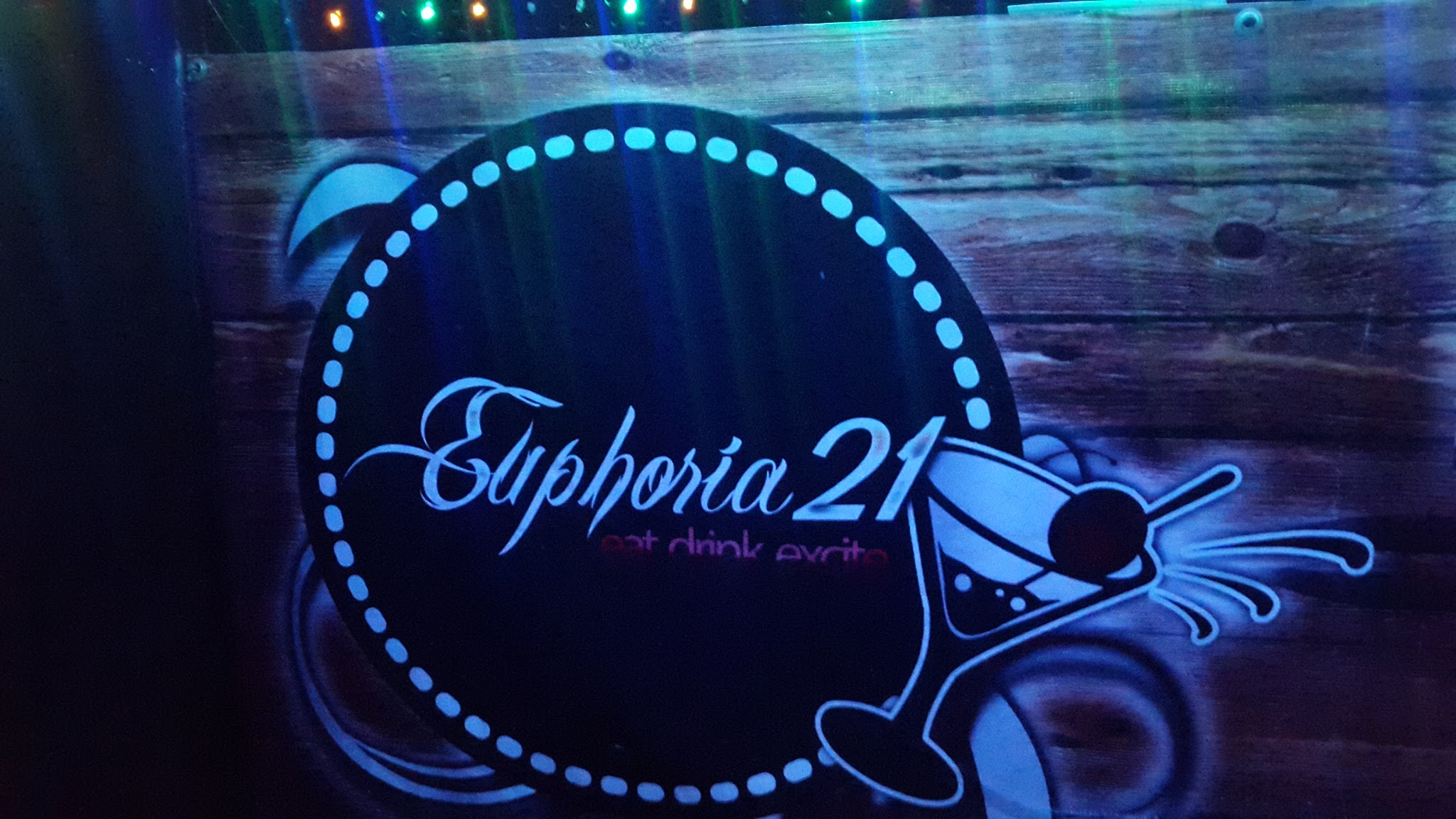 Euphoria21 photo 8
