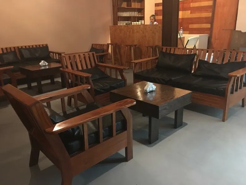 Recinos Bakery & Cafe