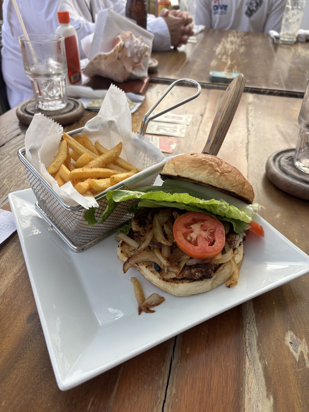 Tropical Escape Restaurant & Bar photo 8
