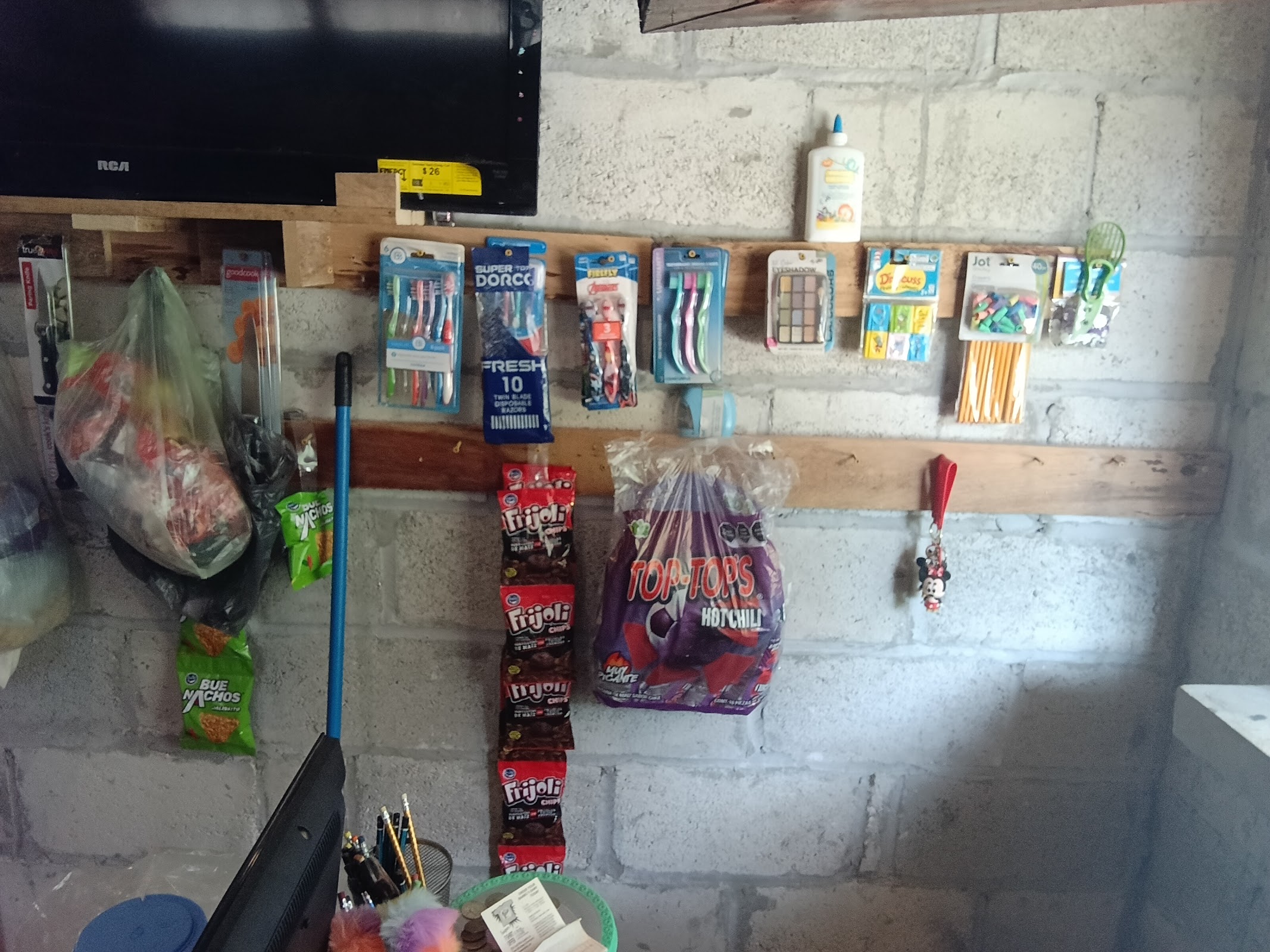 3 GATITAS SHOP photo 2
