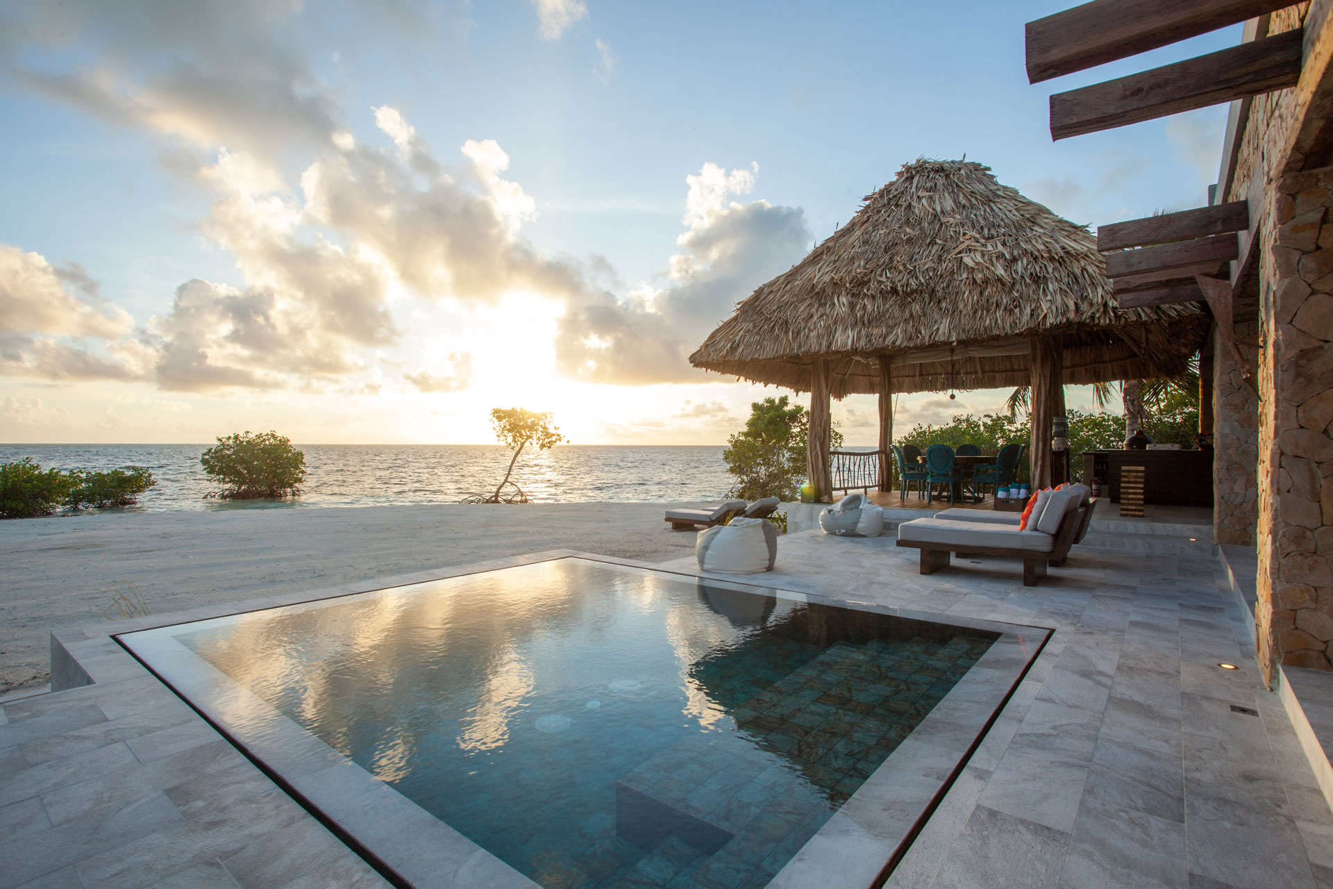 Gladden Private Island photo 3