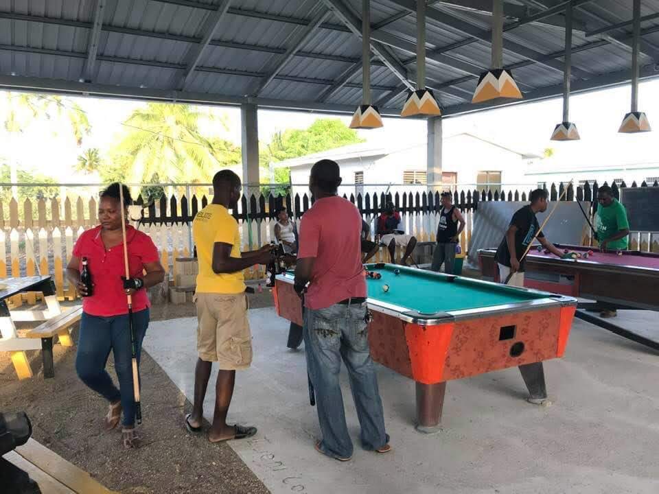 Aba Isieni Cool Spot photo 4