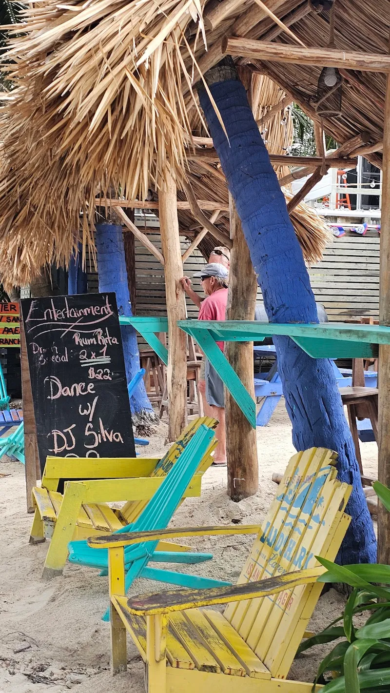 Barrier Reef Sports Bar & Grill photo 5