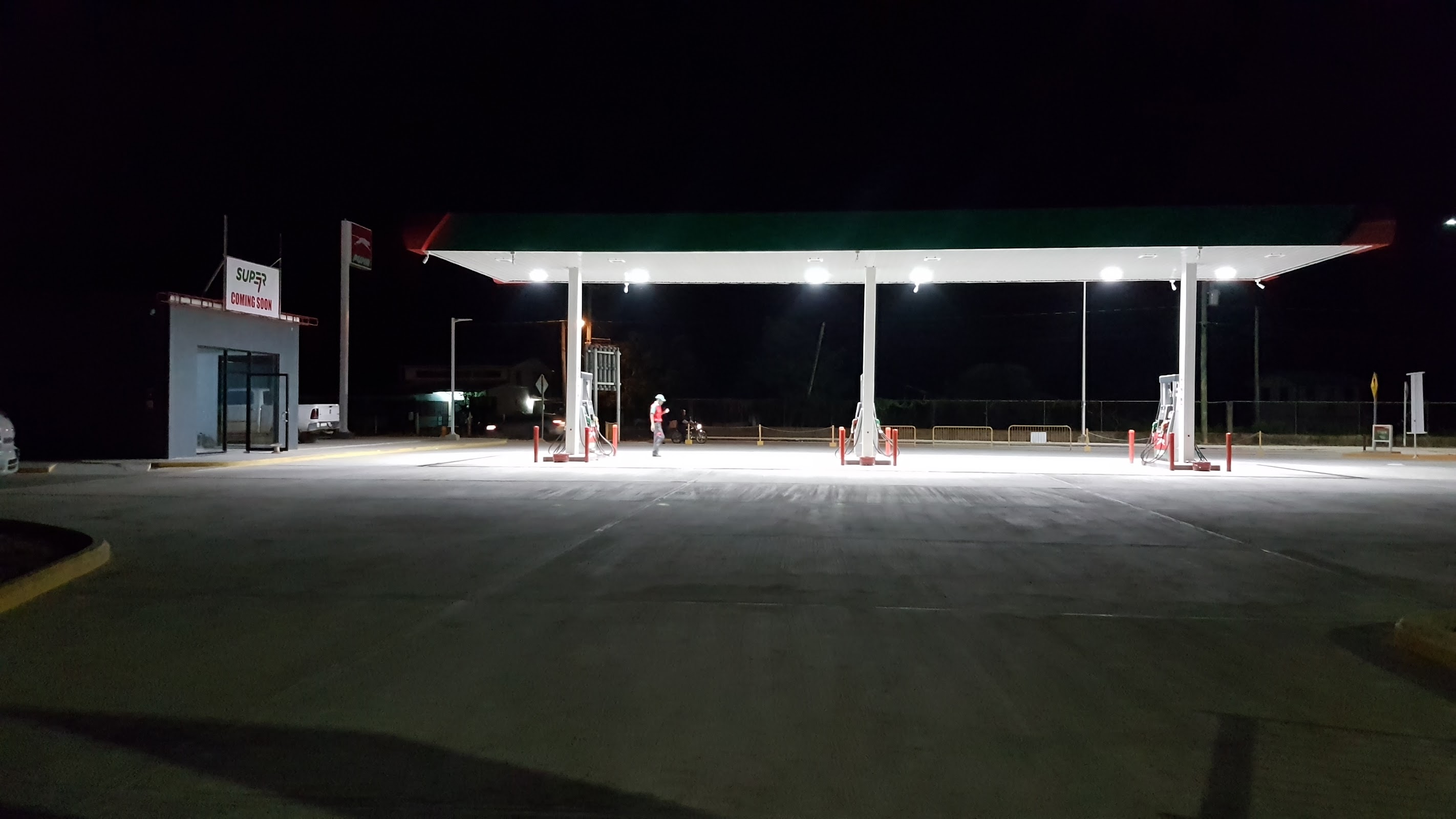 Puma Roundabout Service Station photo 3