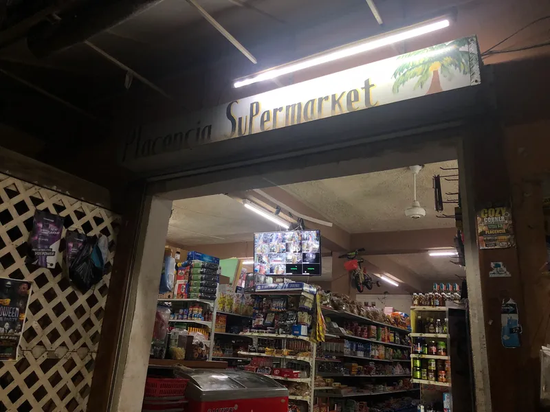 Placencia store