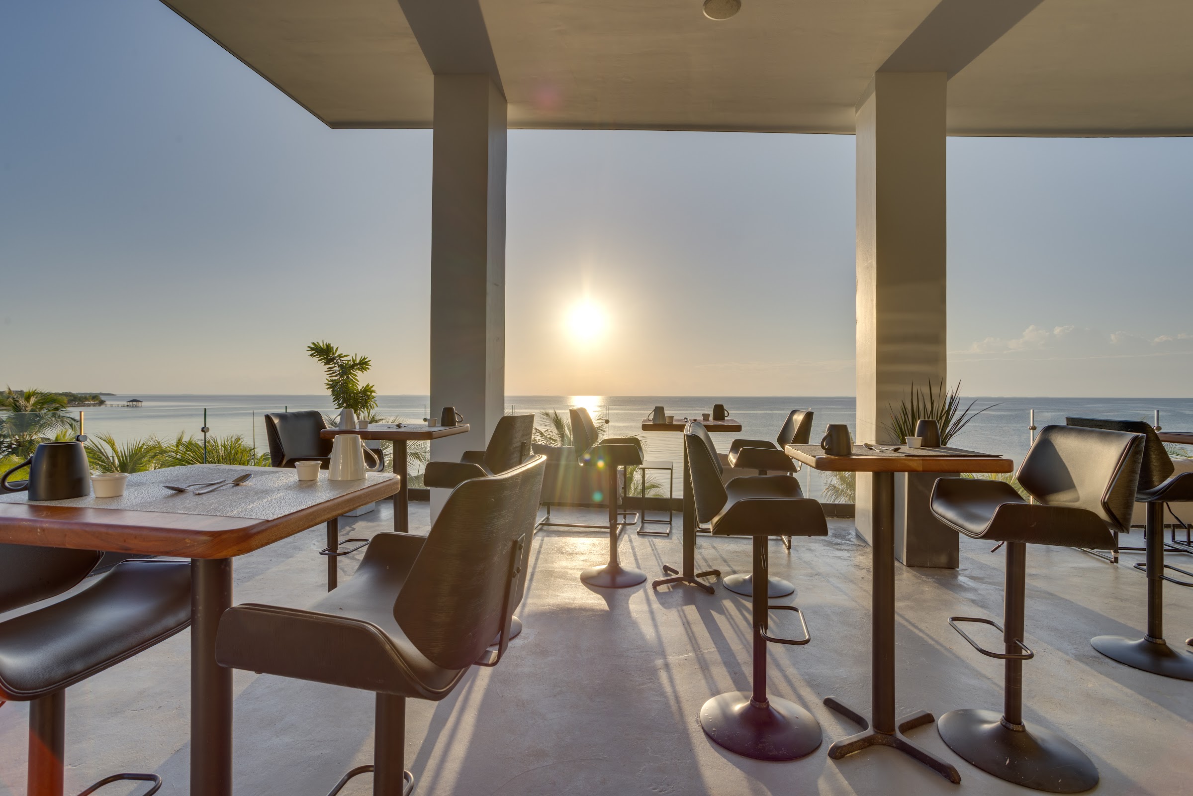 THE VIEW Rooftop Restaurant & Bar photo 2