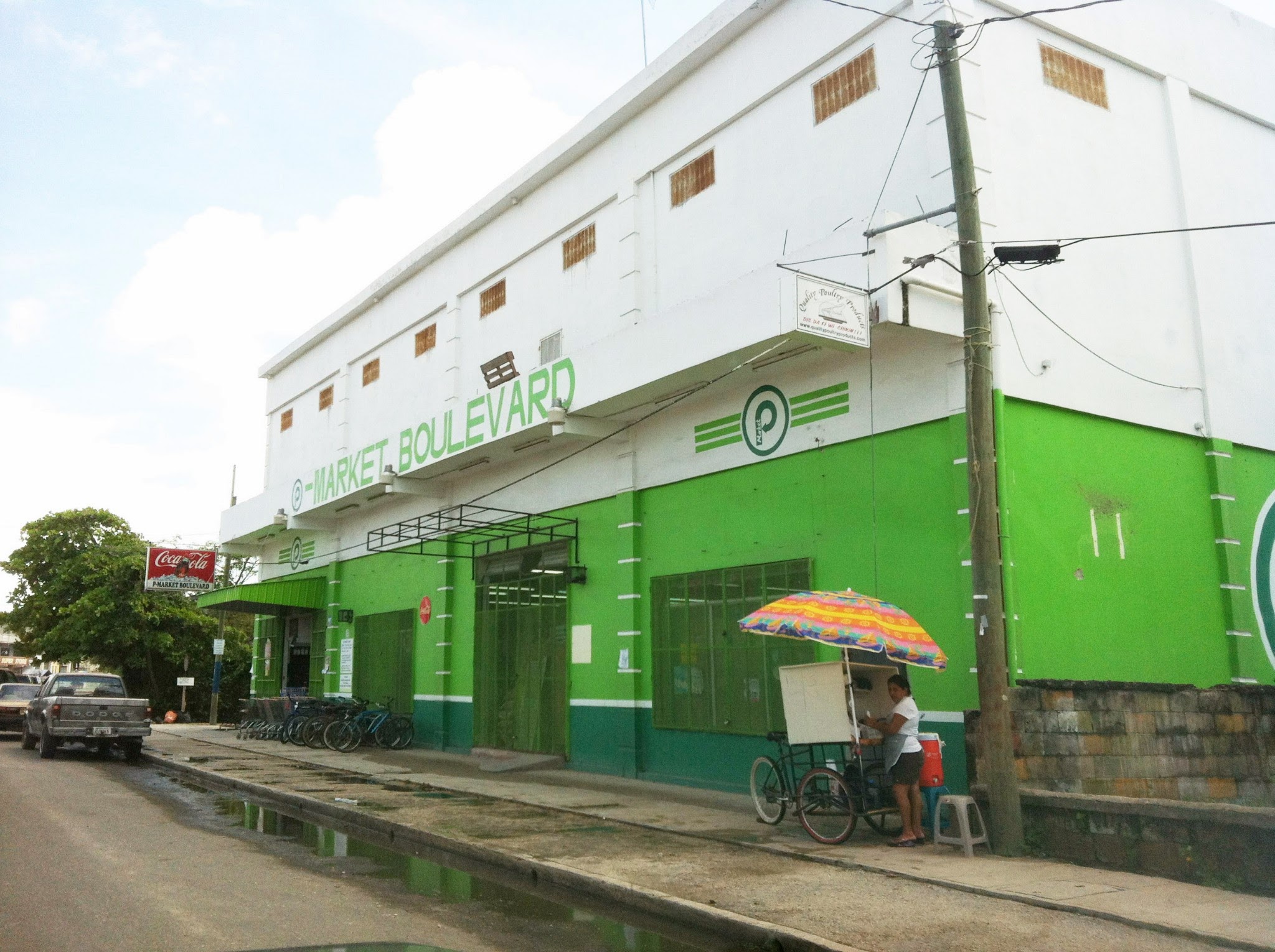Publics Supermarket Boulevard