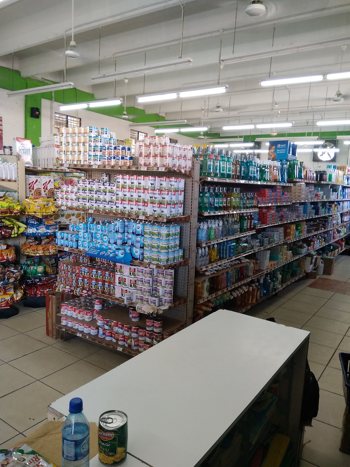 Publics Supermarket Boulevard photo 2