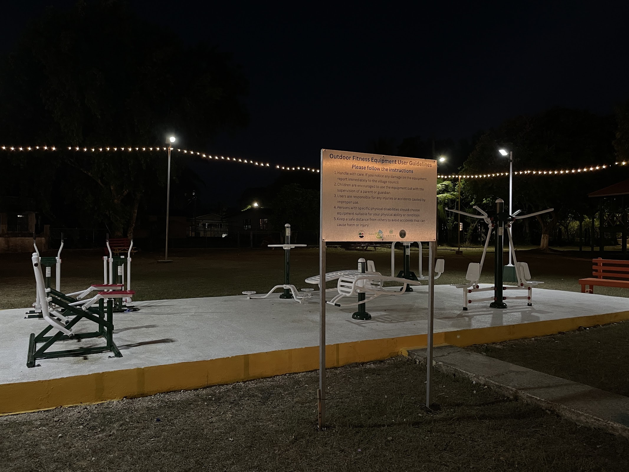 Outdoor Fitness Equipment photo 3