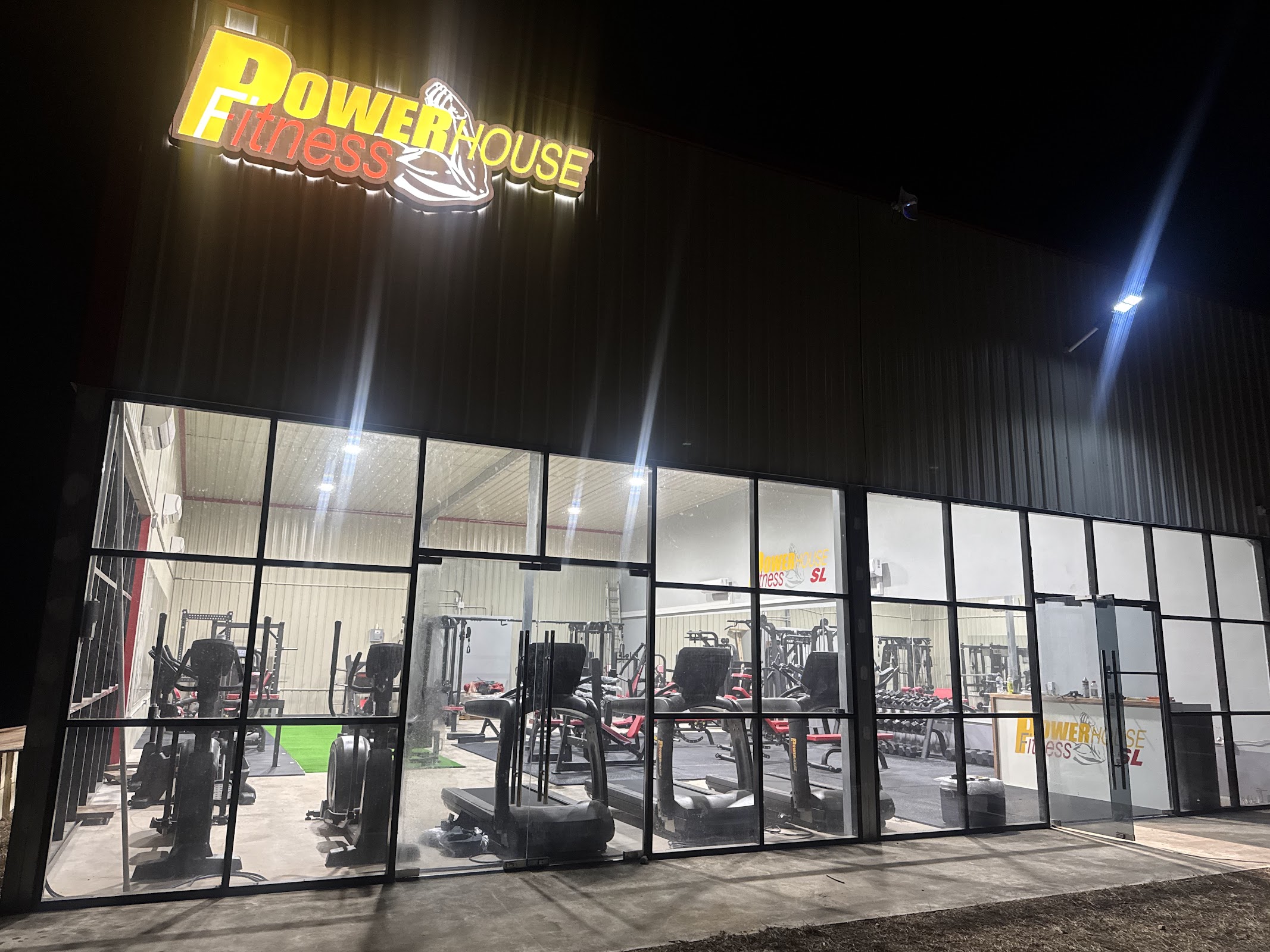 Powerhouse Fitness photo 4