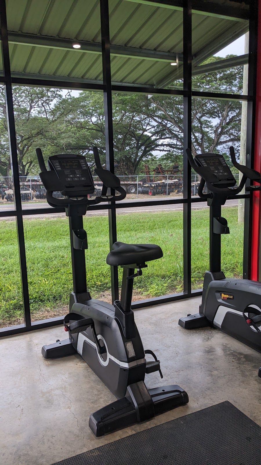 Powerhouse Fitness photo 3