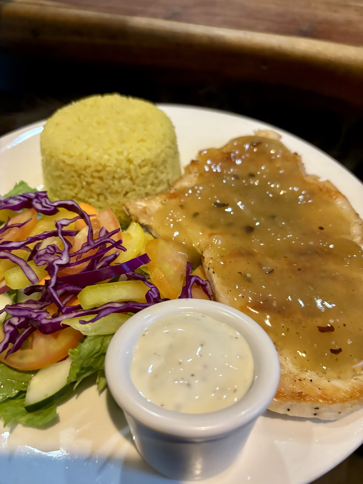 Rico's Restaurant & Bar
