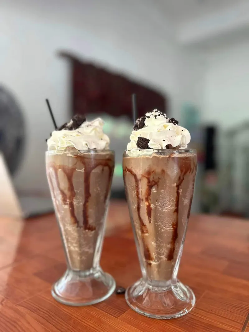 Tipsy Top Restaurant & Lounge