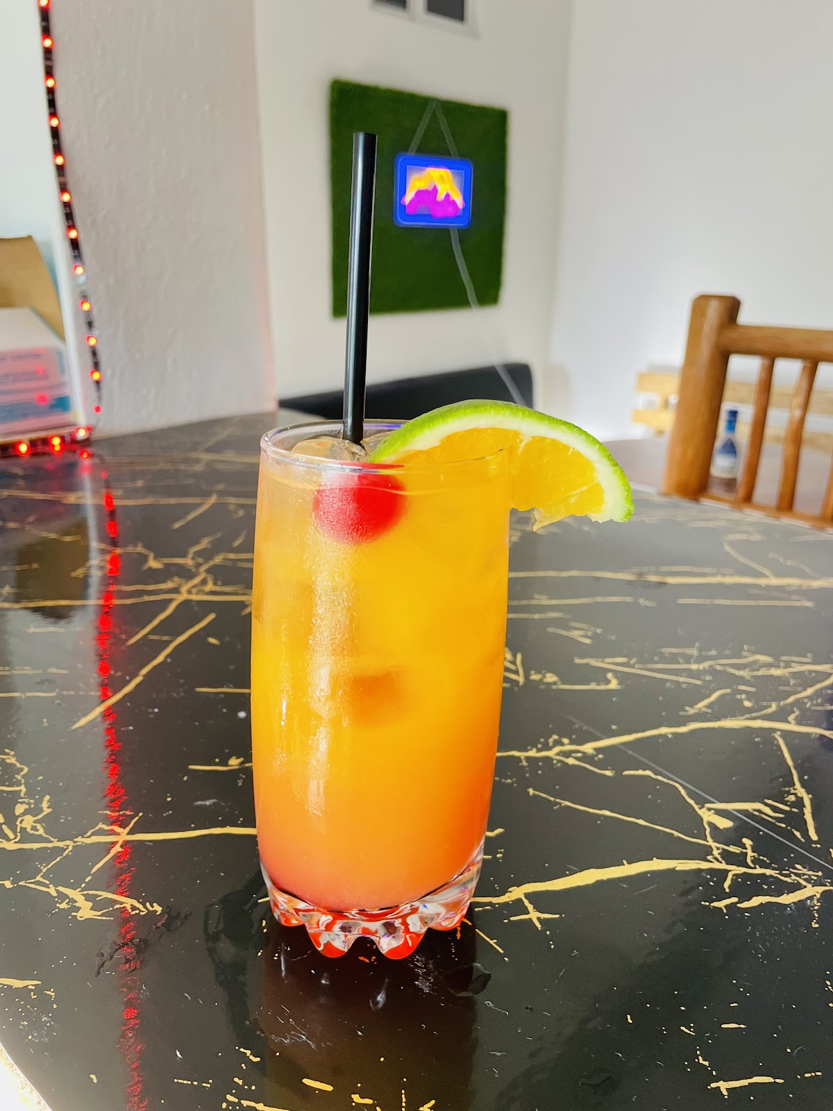 Tipsy Top Restaurant & Lounge photo 2