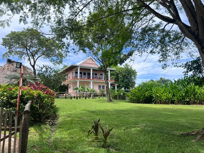Coral House Inn