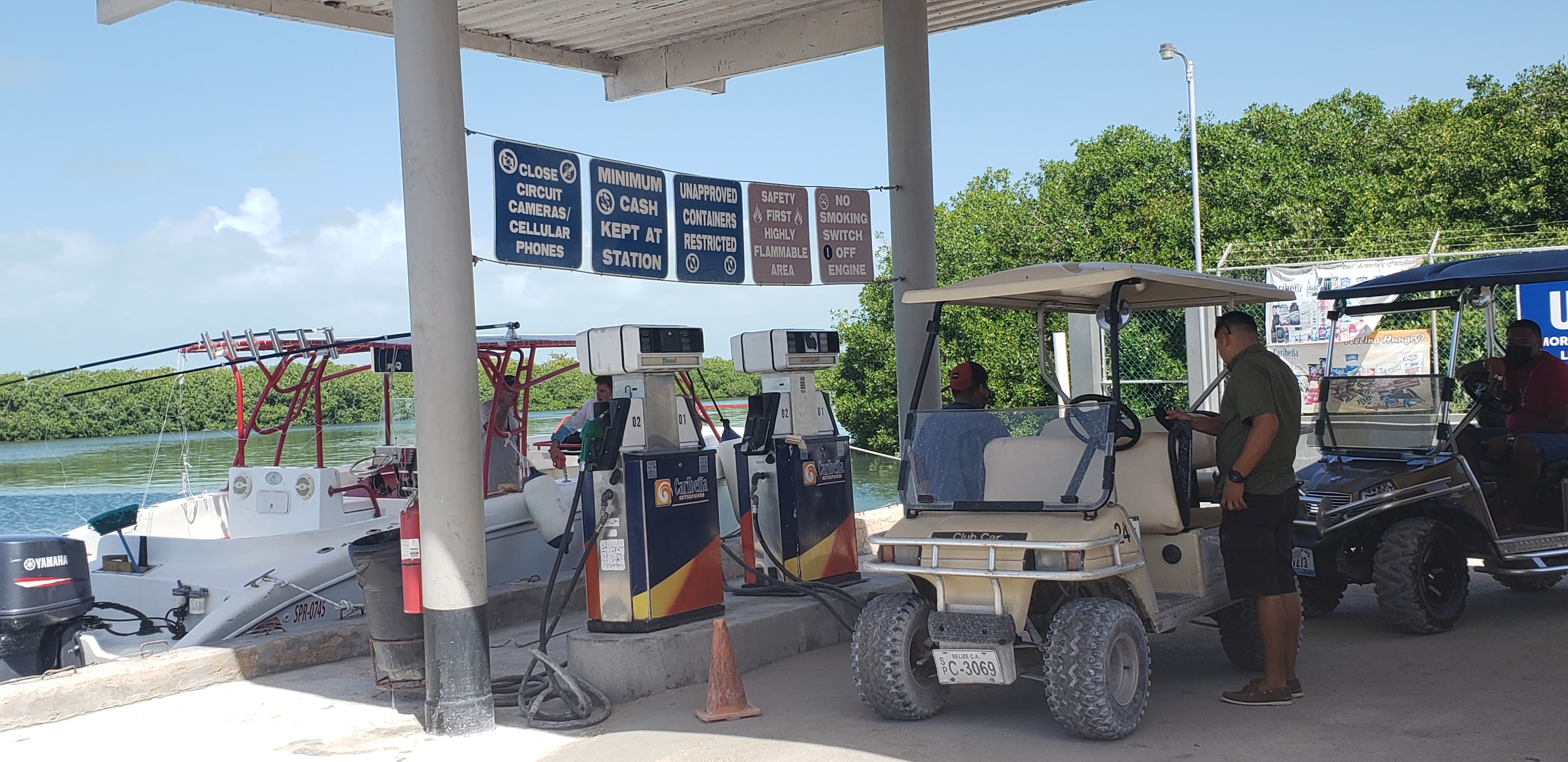 Caribeña Ltd. (Lagoon Back Gas Station) photo 3