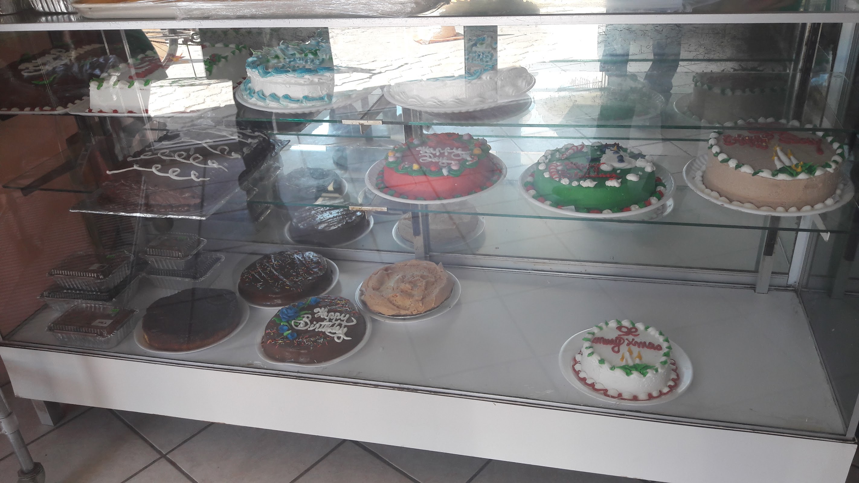 Gongora's Bakery & Pastry photo 4