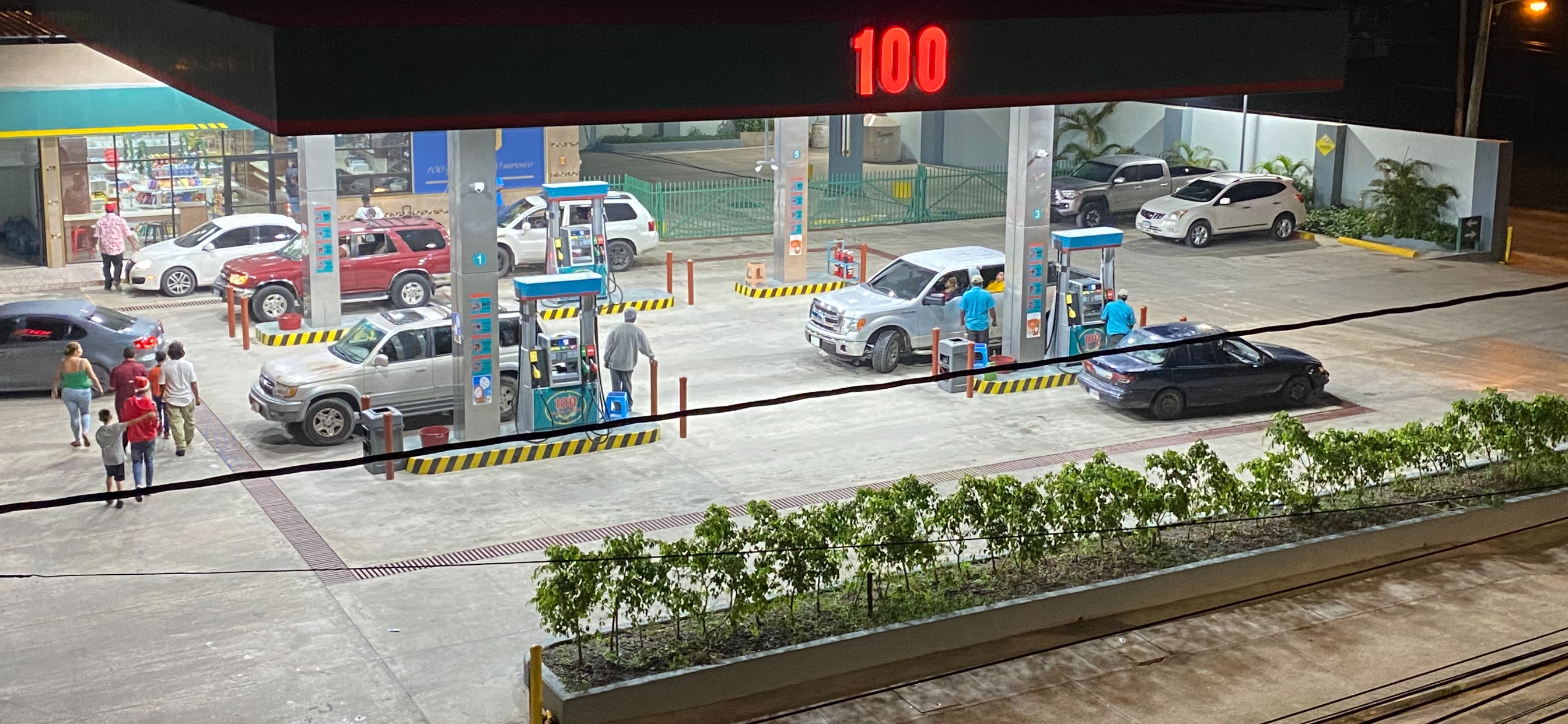 100 Service Station photo 5