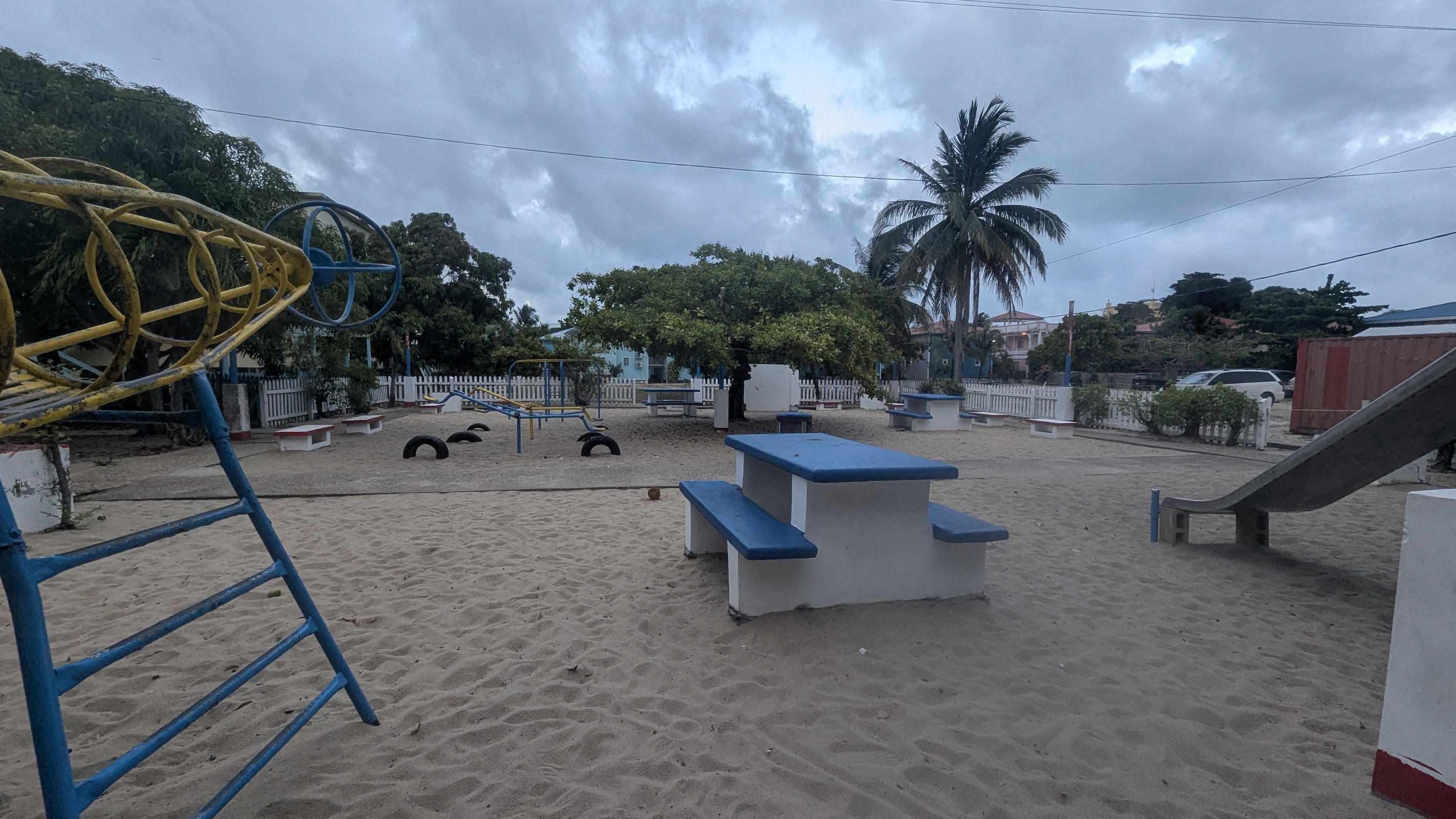 Community park photo 7