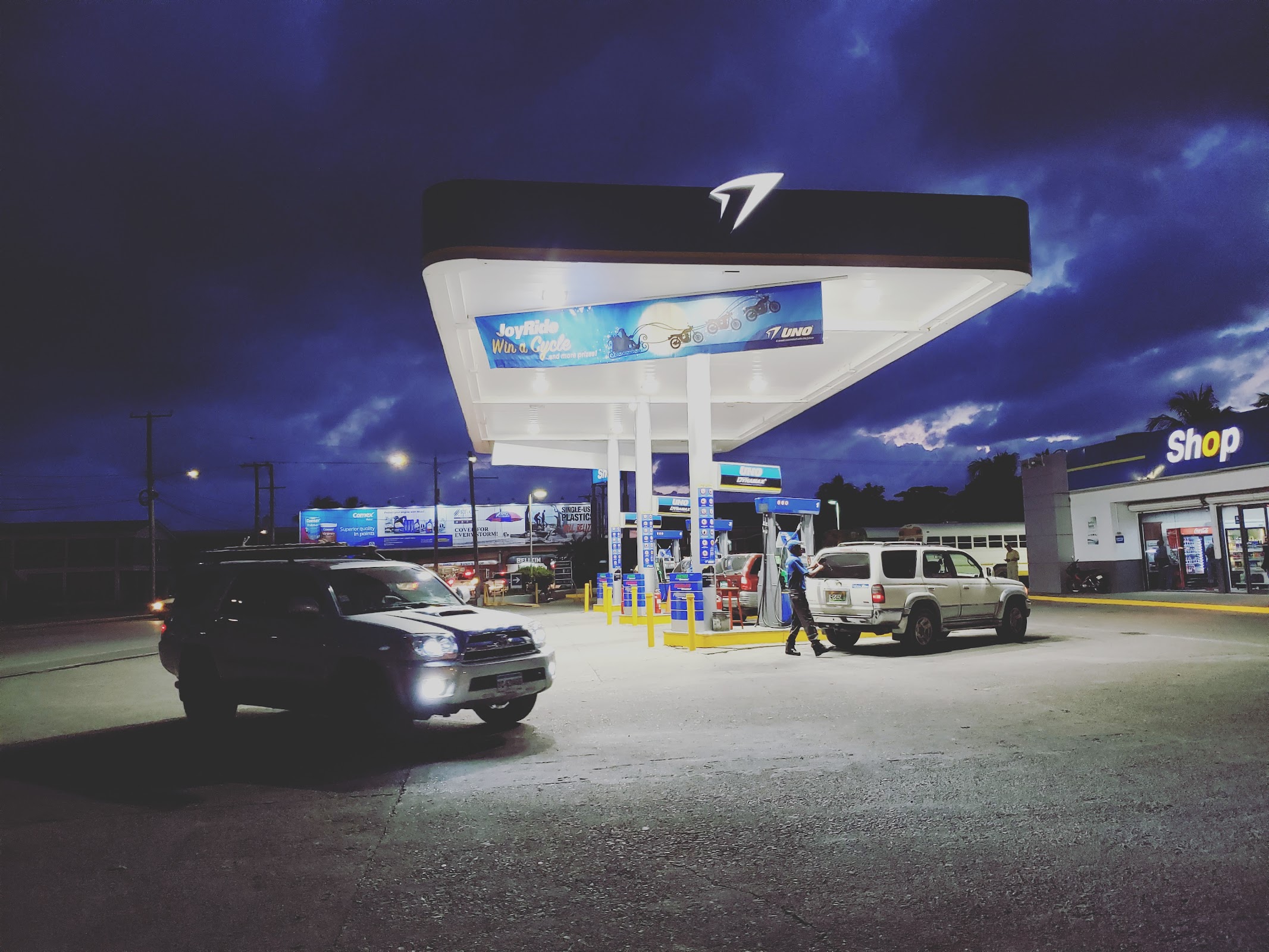 Uno Gas Station photo 2