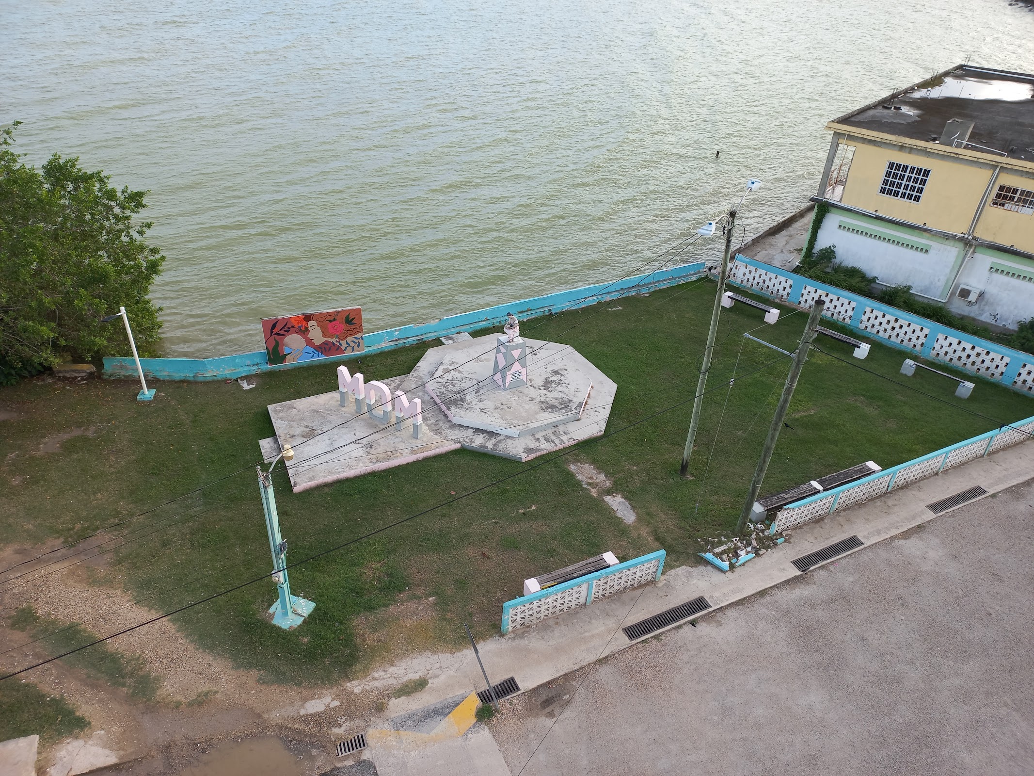 Mothers Park photo 4