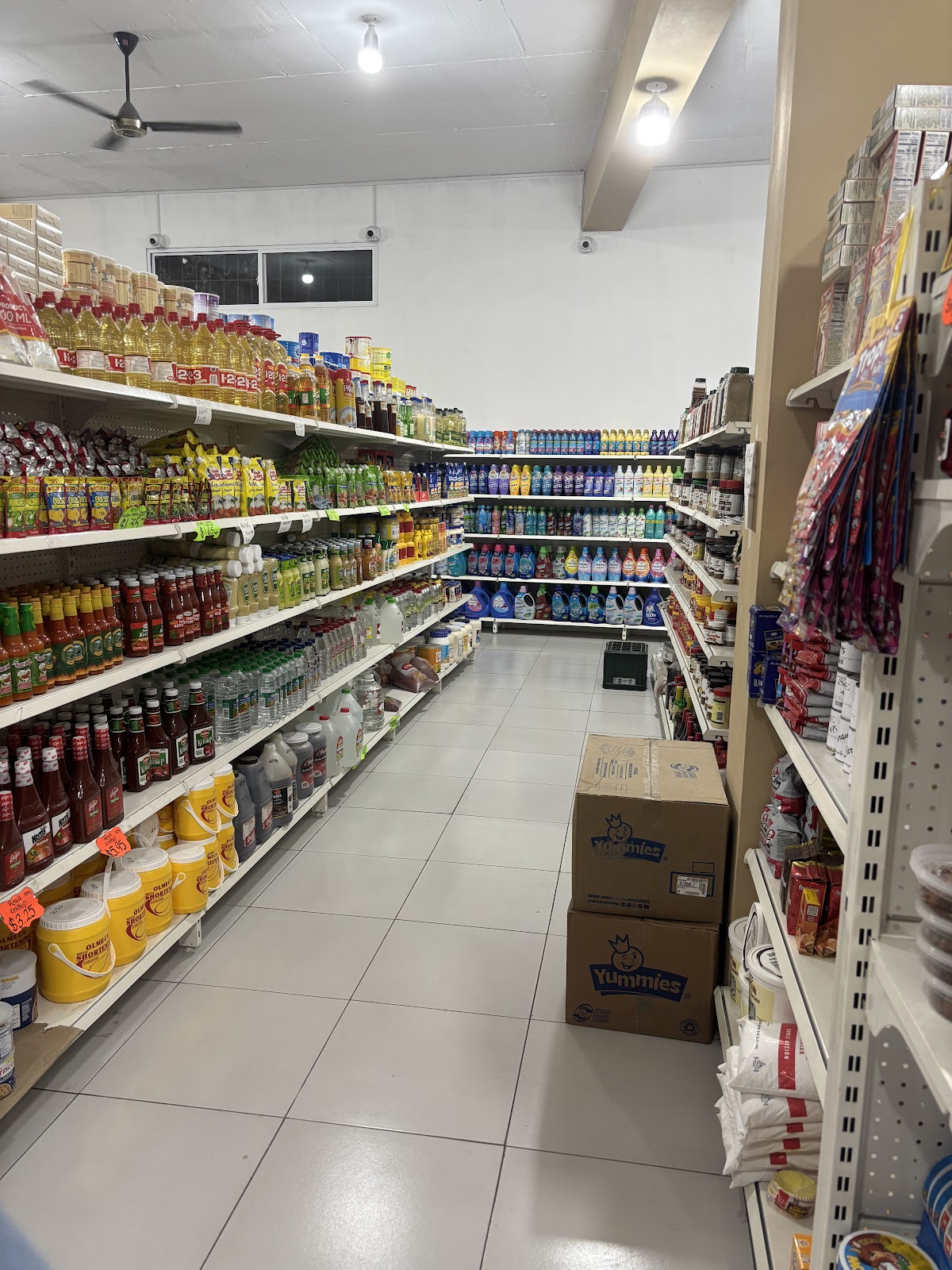 Mahogany Supermarket photo 2