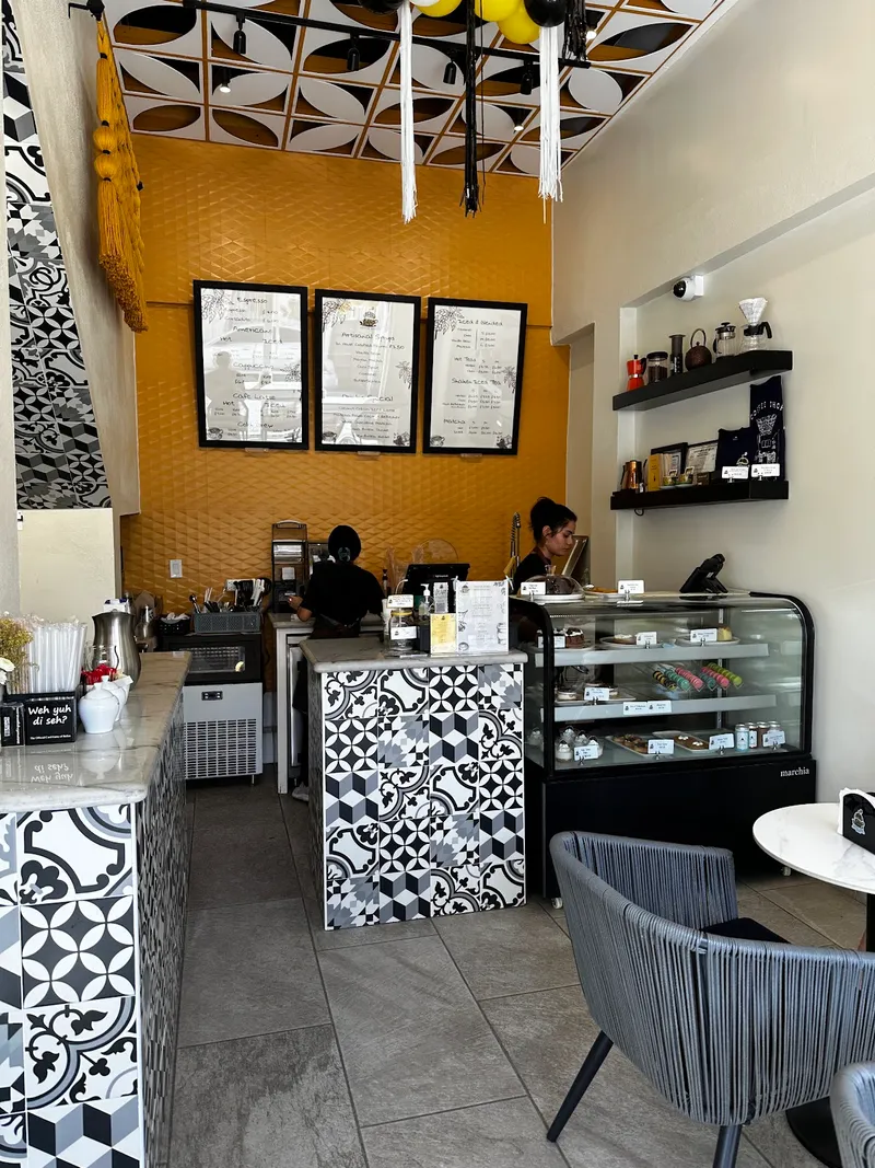The Daily Grind Coffee Shop